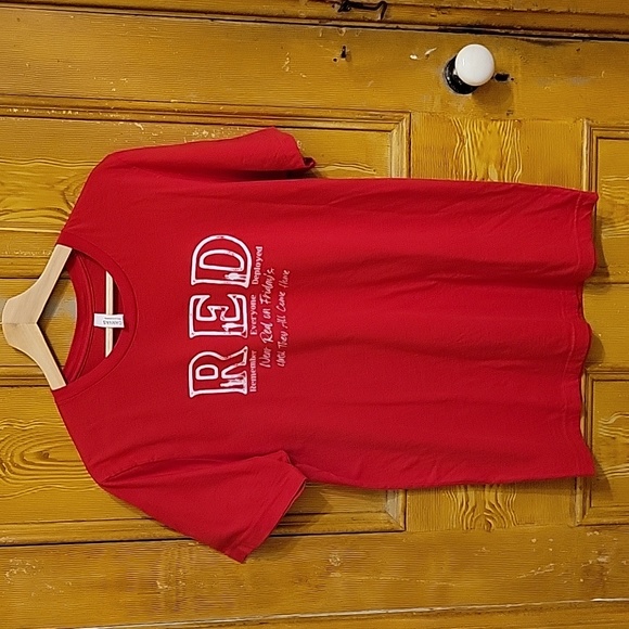 RED Shirt Friday, LG, Unisex T-shirt - Picture 2 of 4
